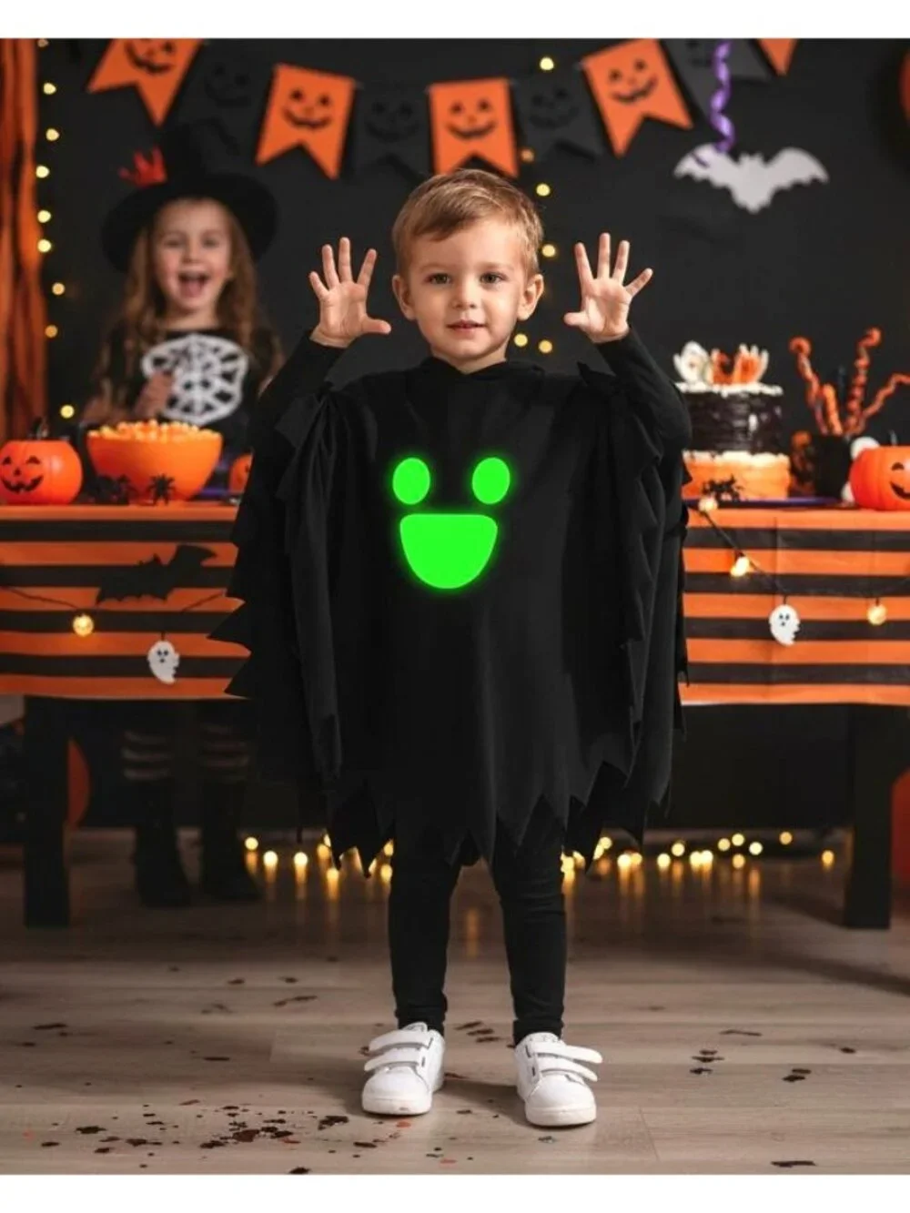 N/A ghostly costume